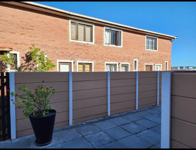 2 BEDROOM APARTMENT FOR SALE IN RYLANDS